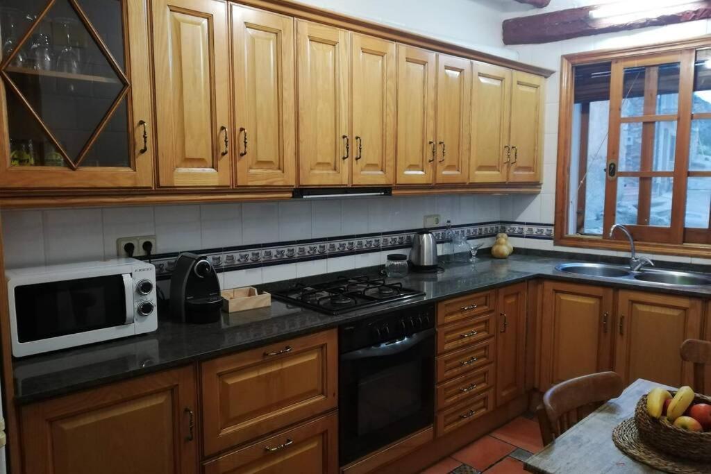 Ca L'Andromines Villa Pinell de Bray Екстериор снимка